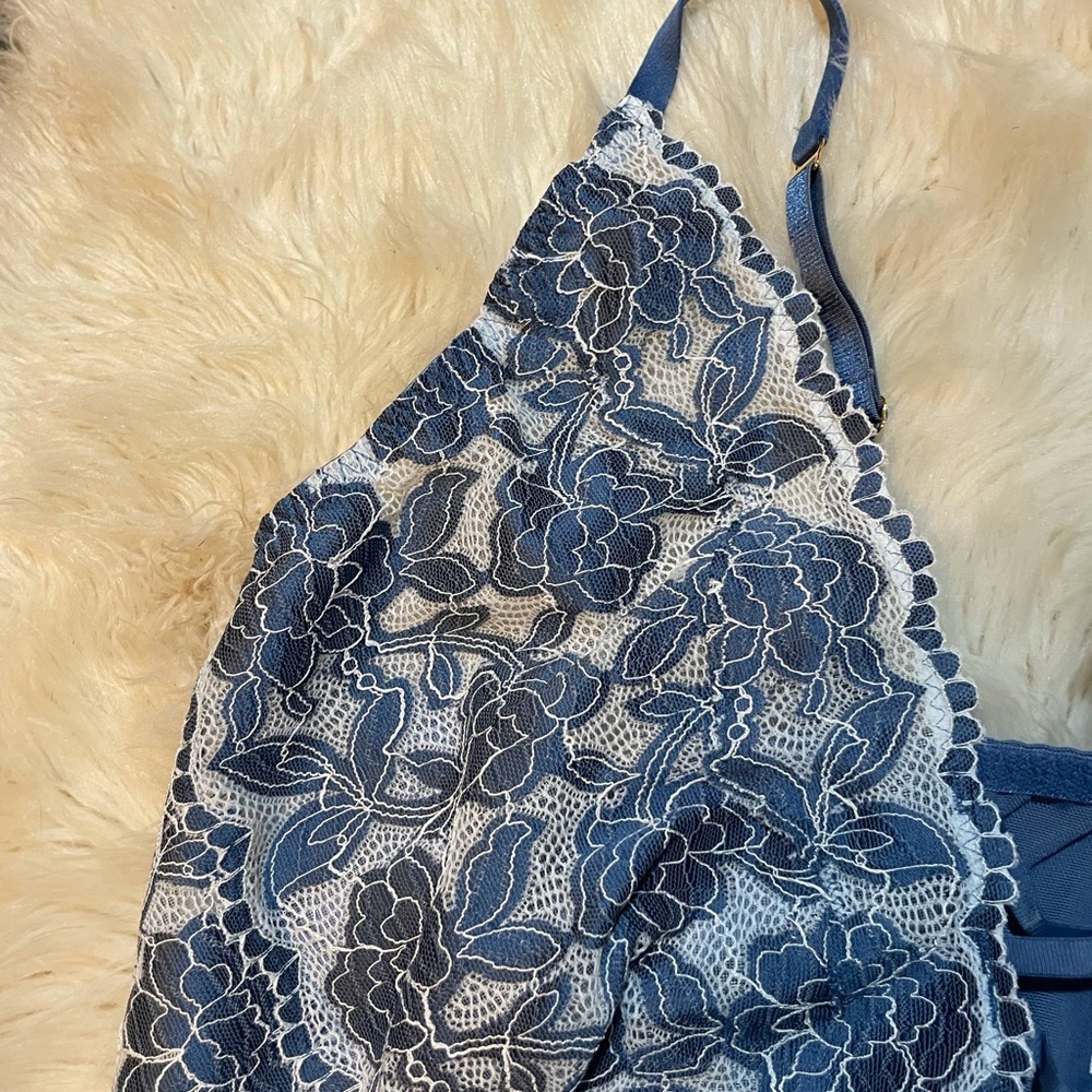 Cacique Lingerie, new with tags on! Size 18/20 - Picture 2 of 4